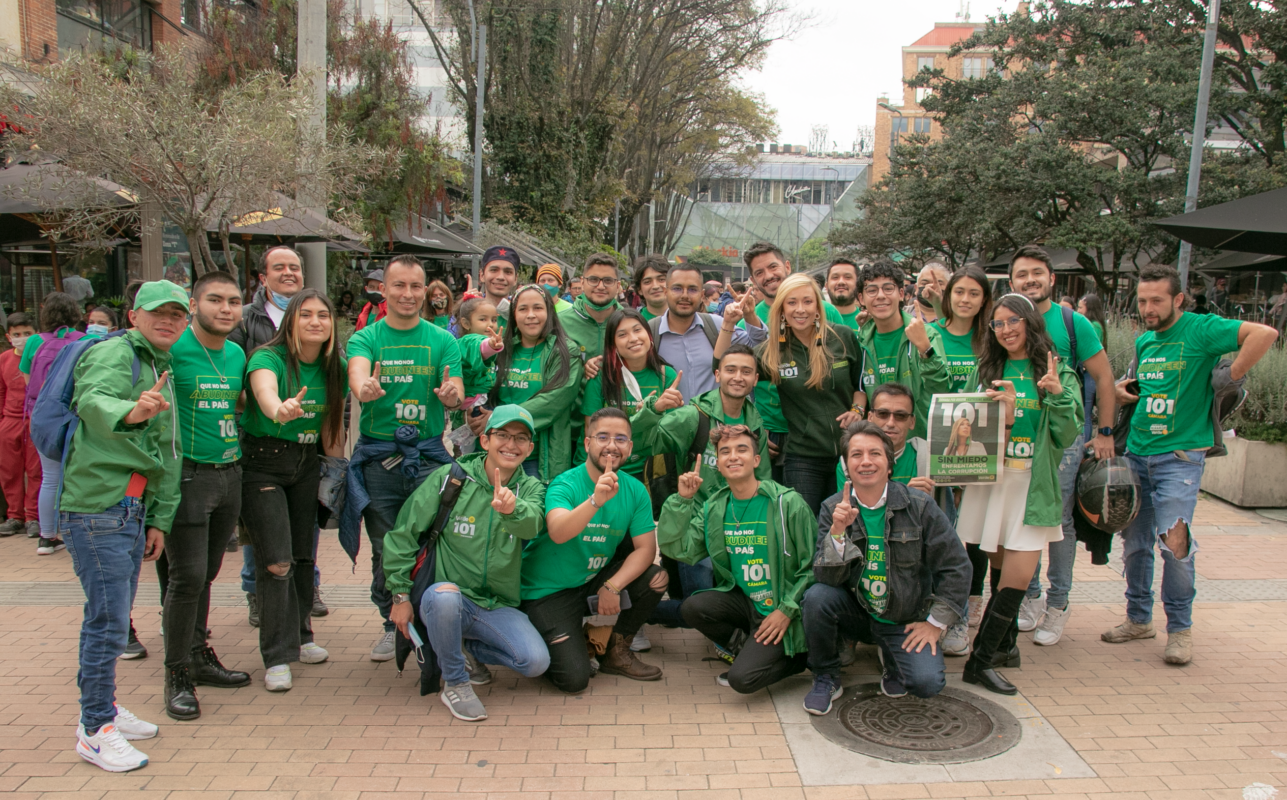 Katherine Miranda representante